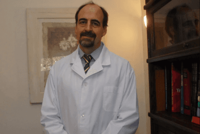 Doctor Ballario: “El fenebrutinib podría frenar la evolución de la esclerosis múltiple”