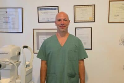 Dr. Alza: “Podemos crear nuevas pupilas con menor riesgo y mejor recuperación”